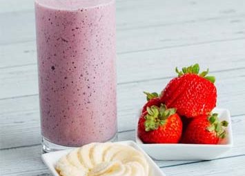 protein-shakes-strawberry-banana